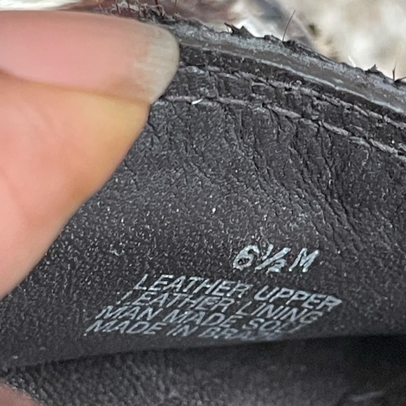 TORY BURCH Brown Ivory Zebra Stripe Loafer Moccasin Flats Gold Logo - US… - Picture 9 of 9